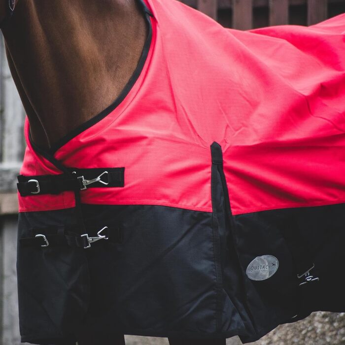 Кінська попона eQuitack 1200 ден, водонепроникна, з флісовою підкладкою, 125 см, червона/чорна