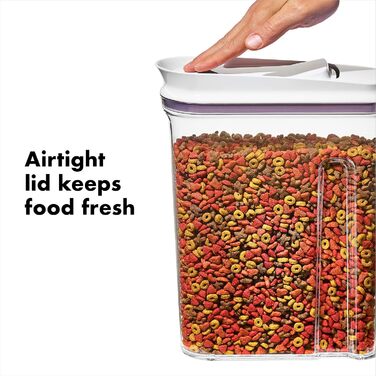 OXO Good Grips контейнер для корму домашніх тварин 4,25 л, герметичний, BPA-free, для 1,8 кг собачого або 1,6 кг котячого корму