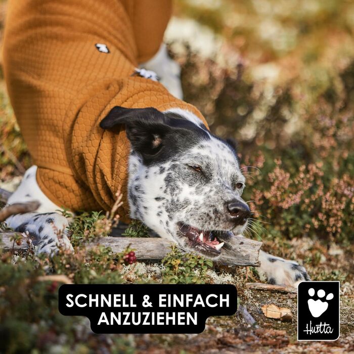 Тепла підкладка-кофта для собак Hurtta ECO (60 см, Blackberry, Чорний)