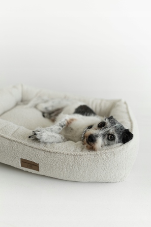 Преміум лежак Boucle Ecru — 60x50 см — для собак та котів (йорк, мальтезе)