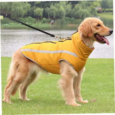 Зимовий теплий дощовик для собак з флісовою підкладкою та світловідбиваючими смугами. Теплий костюм для собак з високим коміром та отвором для повідка. Матеріал: поліестер.