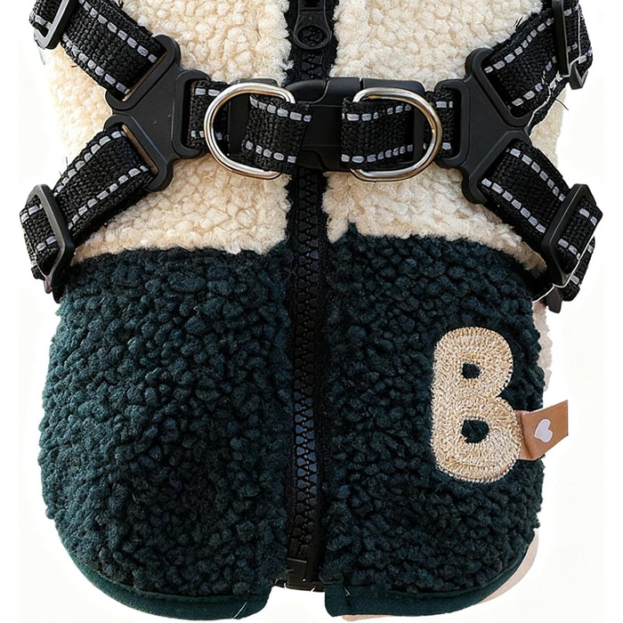 Зимовий теплий одяг для собак - куртка з отвором для шлейки, для малих та середніх порід, зелено-білий колір