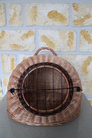 Корзина для котів Marcus Katzentransportkorb з плетіння лози з металевою сіткою та подушкою, коричнева