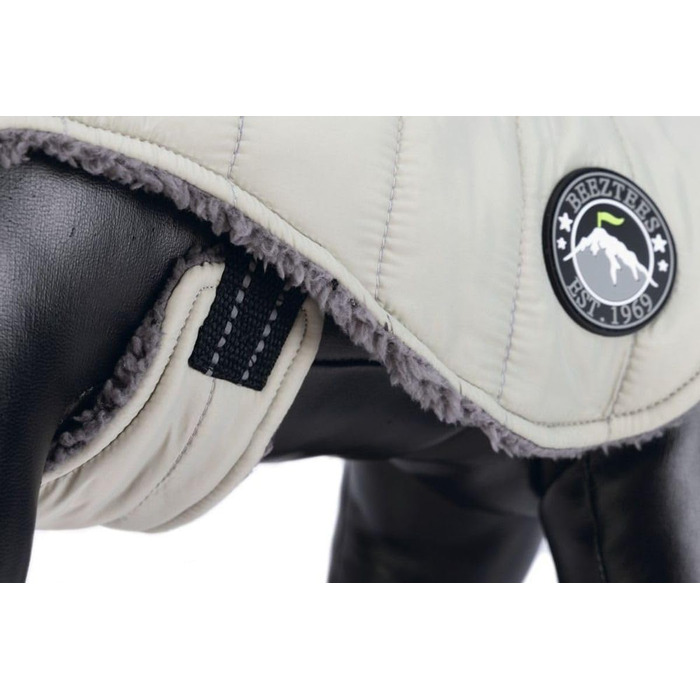 Теплий зимовий одяг для собак Karlie Beeztees Bobby Taupe, різні розміри, колір: Taupe