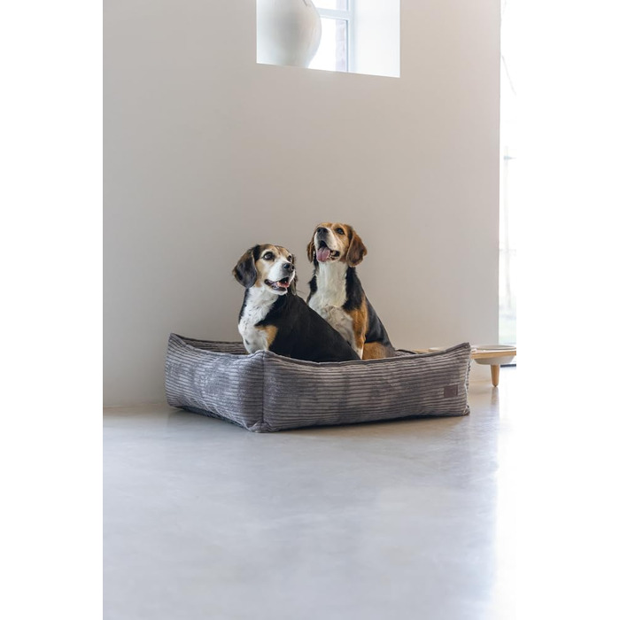 Собаче ліжко Hundebett від Lotte Ribbed, коричневе, 80x70x22 см