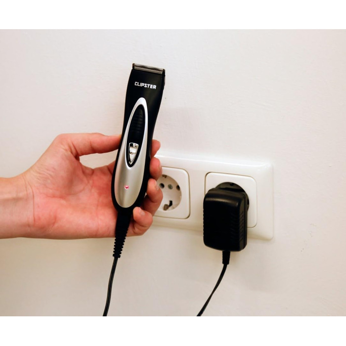 Акумуляторна машинка для стрижки Kerbl CuttoX з аксесуарами