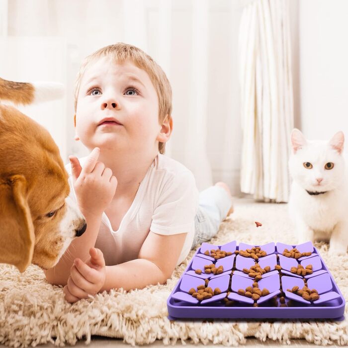 Килимок для повільного годування Hund & Katze Bowite з силікону для котів та маленьких собак, фіолетовий