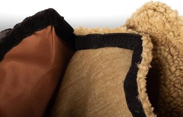 Сумка-переноска для собак Dog with a Mission Bandit чорного кольору, 45 x 30 x 27 см