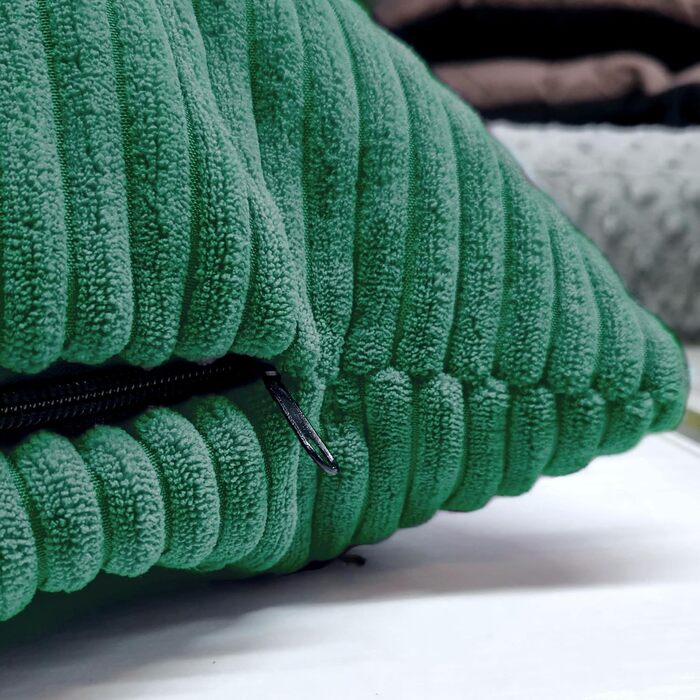 Подушка для собак 4L Textil ZOE Cord XXL 120x100 см, зелена смугаста, м'яка, знімний чохол, для великих порід, прана