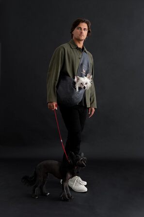 Трансформер для собак Noah & Paw: переноска для маленьких собак до 10 кг з регульованим плечовим ременем та м'яким хутром, 3 системи безпеки, веганська шкіра