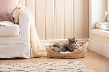 Преміум ліжко Dehner Lovely для собак та котів, м'яке гніздище, 54 x 43 x 18 см, натуральні матеріали, білий/бежевий