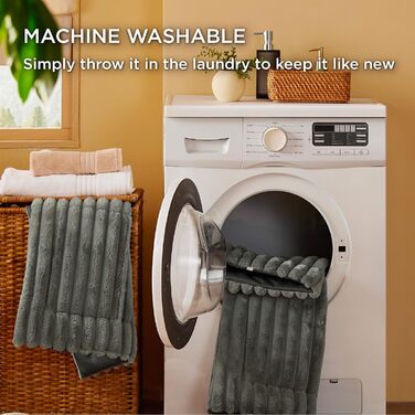 Тепла самонагрівальна підстилка для котів та собак BEDSURE - 76x50 см. Зручна, миюча, з антиковзаючою основою. Підійде для кліток та лежанок.