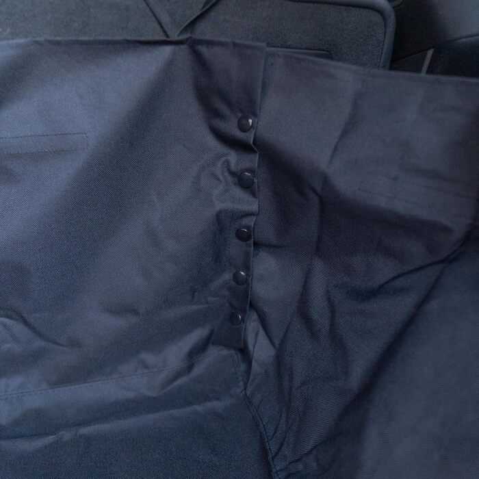 Захистне покриття для багажника Sakura SS4612 - універсальне, міцне, легко миється, стійке до розривів. Захист від бруду, шерсті тварин, інструментів та покупок.